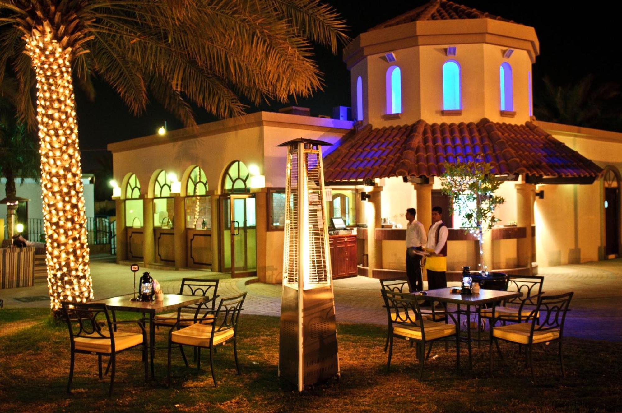 Danat Al Ain Resort Exterior foto The Mirage