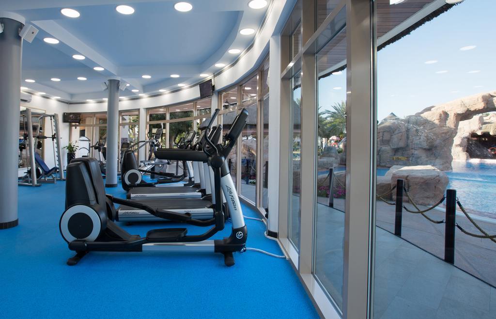 Danat Al Ain Resort Exterior foto The gym at Atlantis Paradise Island